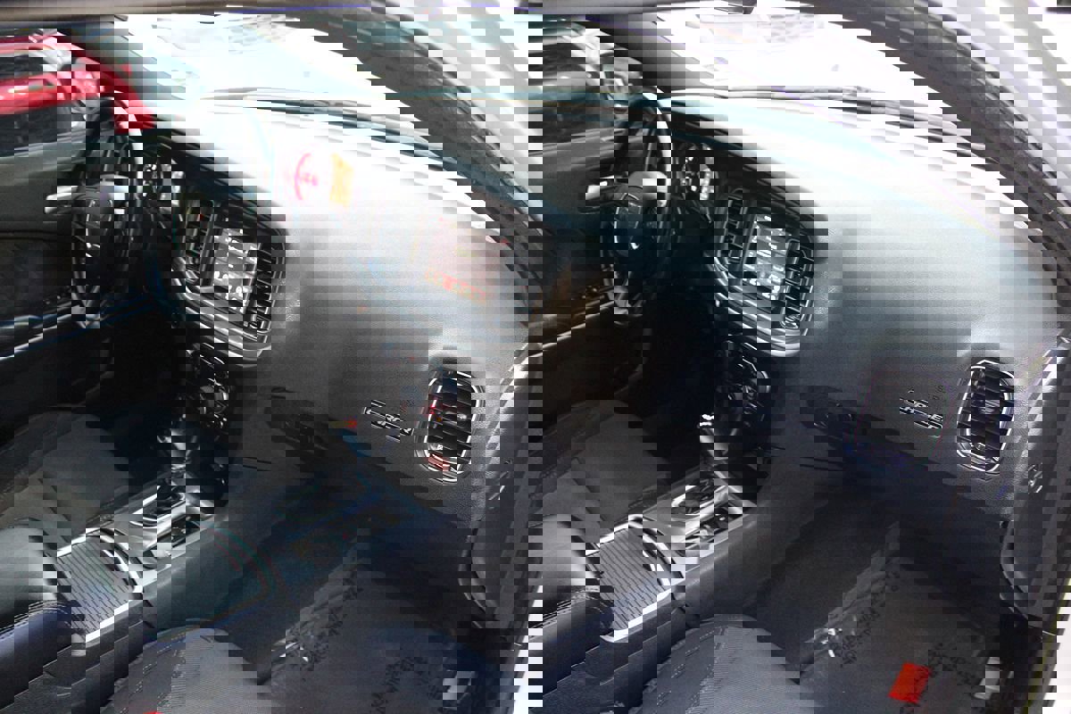 Used 2020 Dodge Charger SXT image 20