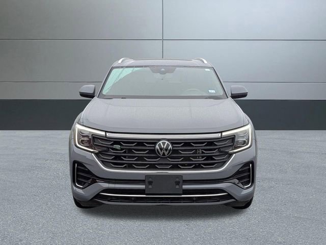 Used 2024 Volkswagen Atlas Cross Sport SEL R-Line AWD/4WD image 9