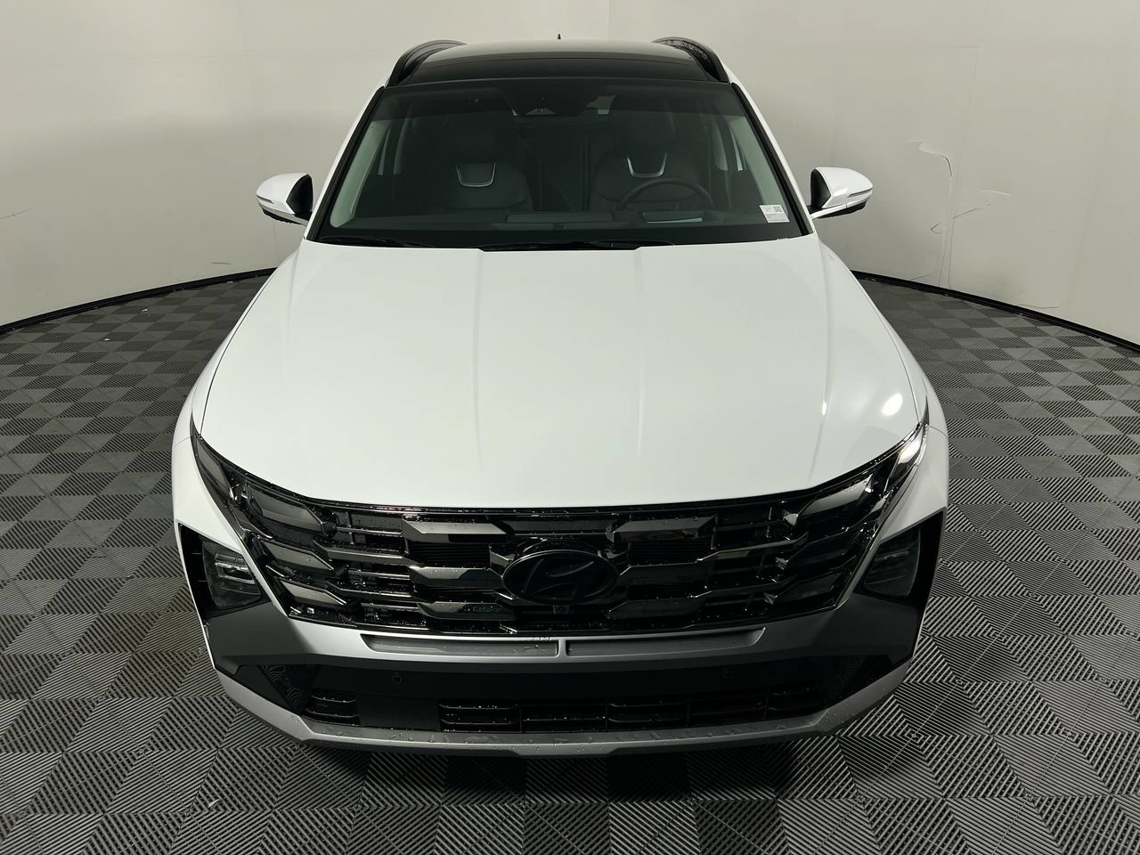Used 2026 Hyundai Tucson Limited FWD image 8