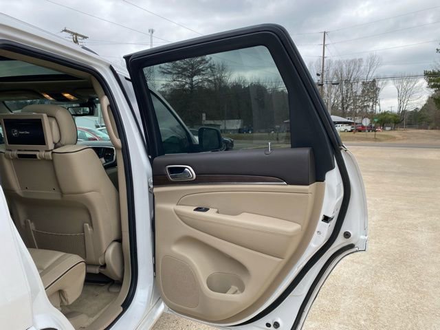 Used 2017 Jeep Grand Cherokee Overland image 12