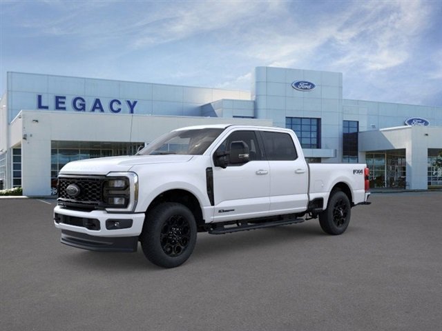 New 2026 Ford F250 Lariat w/ Black Appearance Package