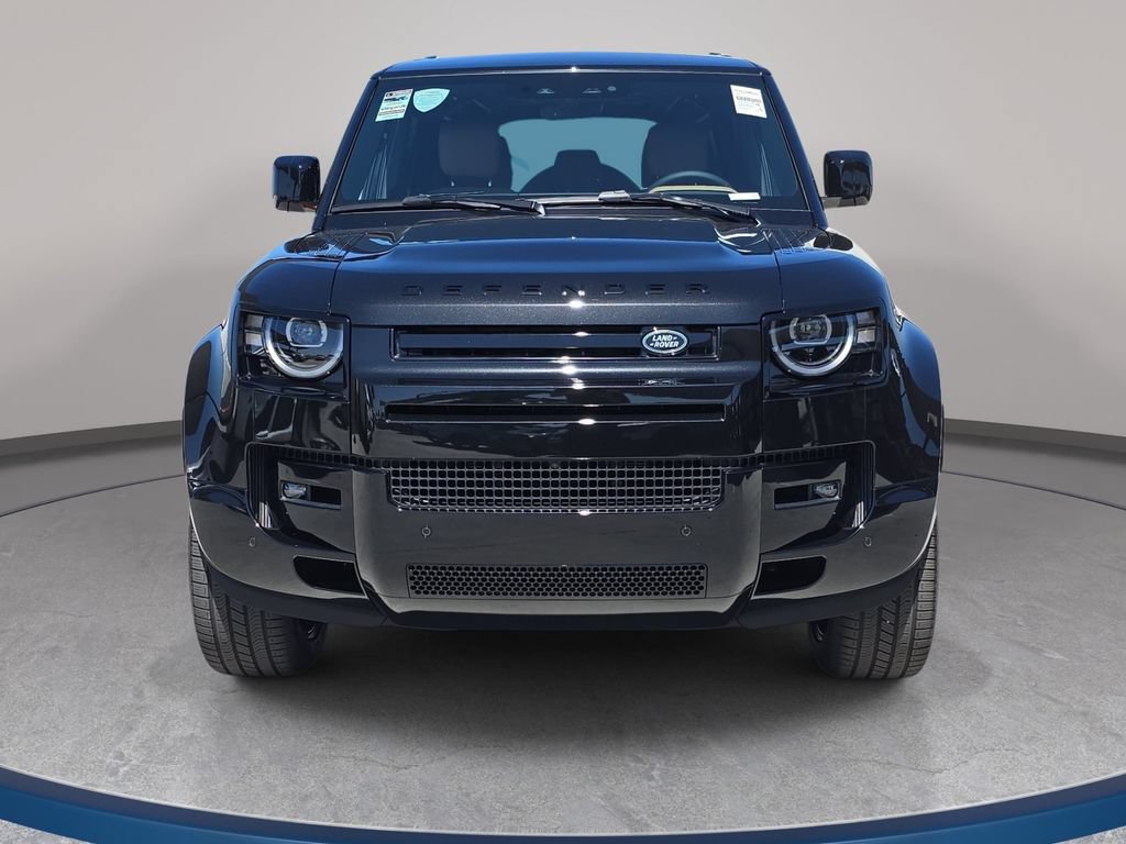 New 2026 Land Rover Defender 110 X-Dynamic SE AWD/4WD image 2