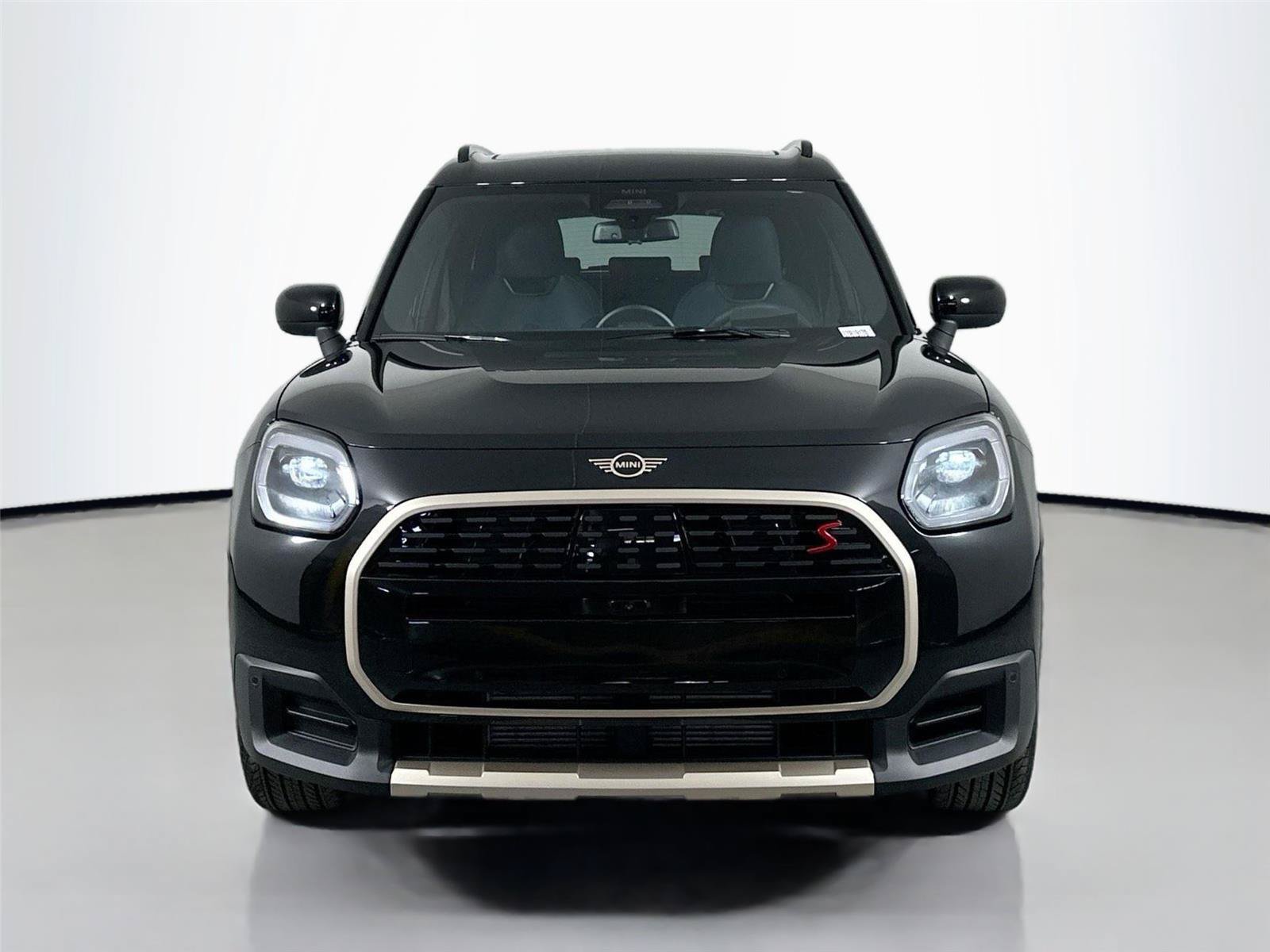 Used 2025 MINI Cooper Countryman S w/ Comfort Package Max AWD/4WD image 2
