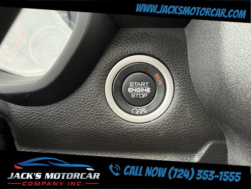 Used 2024 RAM 3500 Tradesman w/ Chrome Appearance Group AWD/4WD image 17
