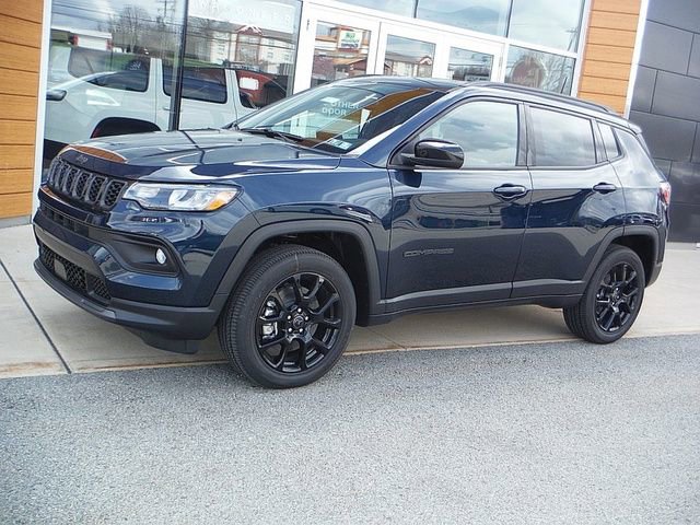 New 2026 Jeep Compass Latitude AWD/4WD image 1