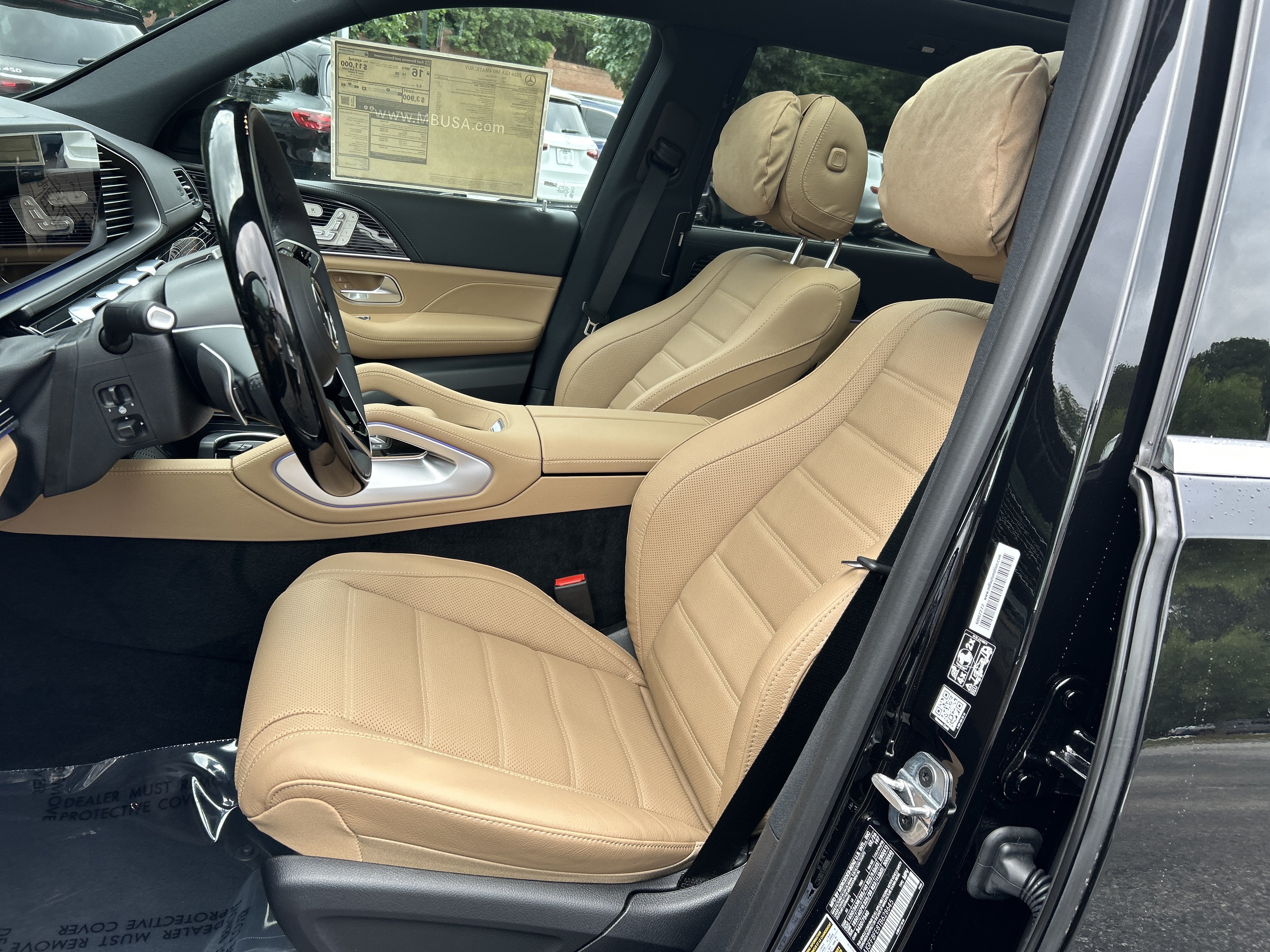 New 2026 Mercedes-Benz GLS 580 4MATIC image 21