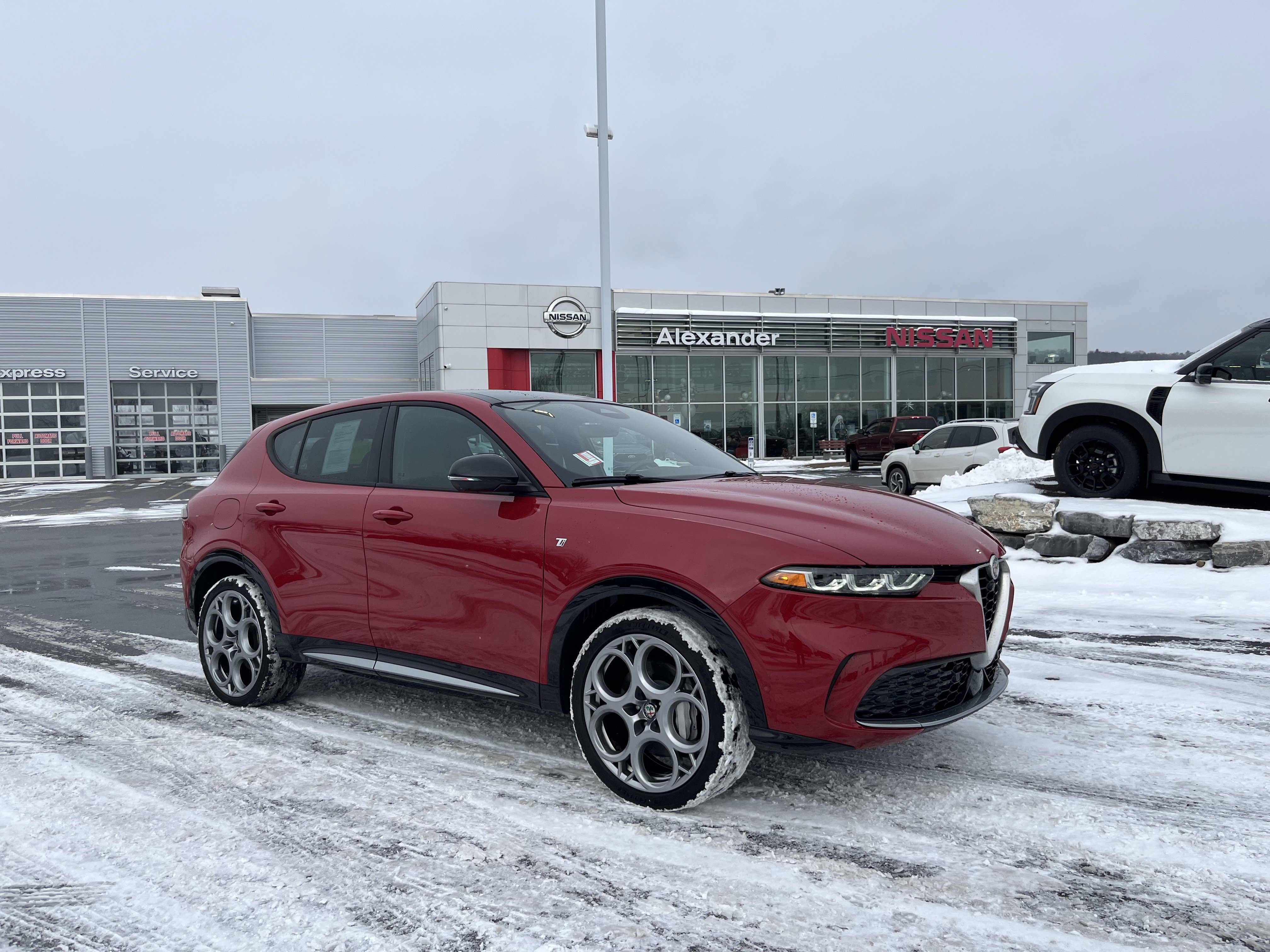 Used 2024 Alfa Romeo Tonale Ti image 1
