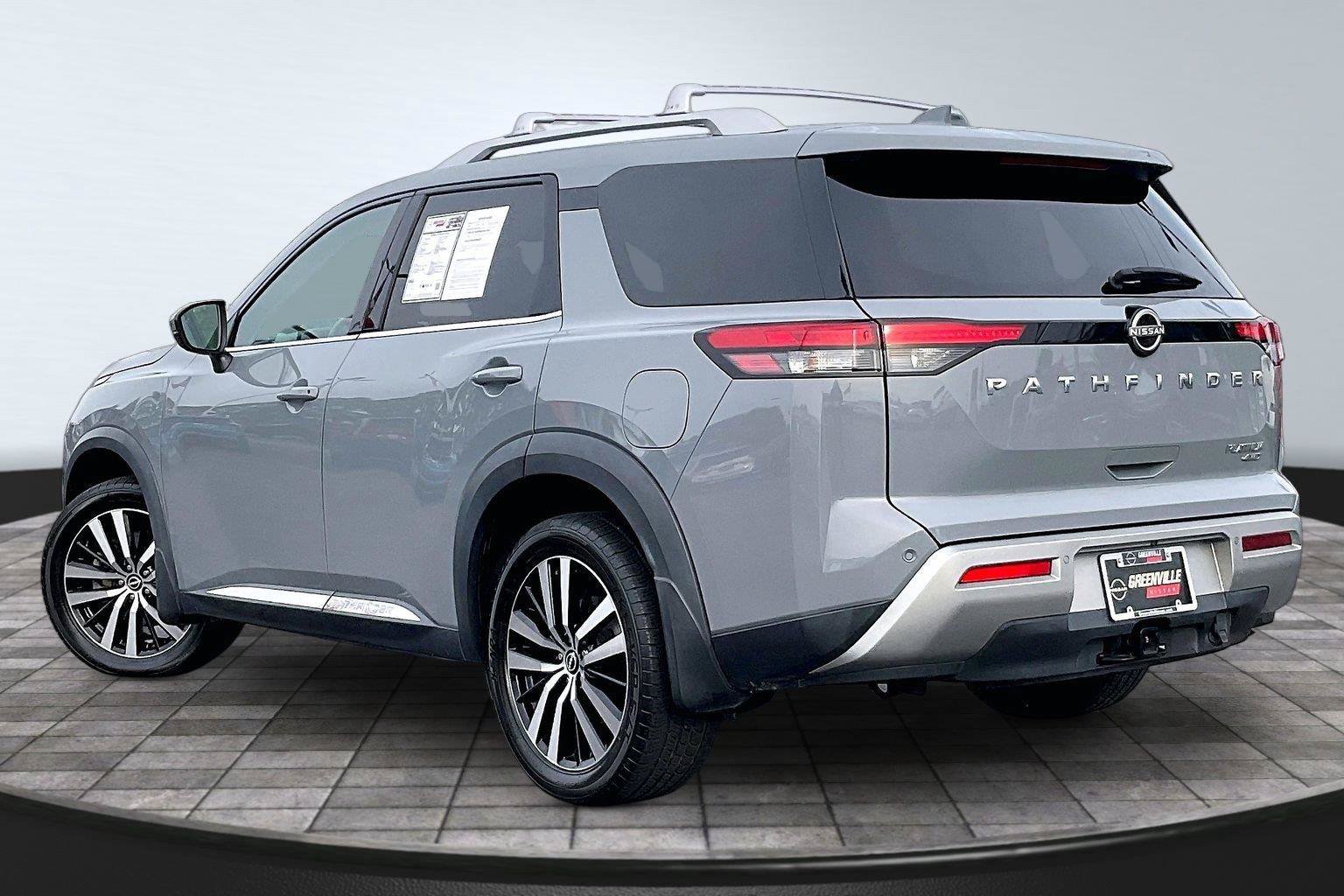 Certified 2023 Nissan Pathfinder Platinum w/ Cargo Package AWD/4WD image 3