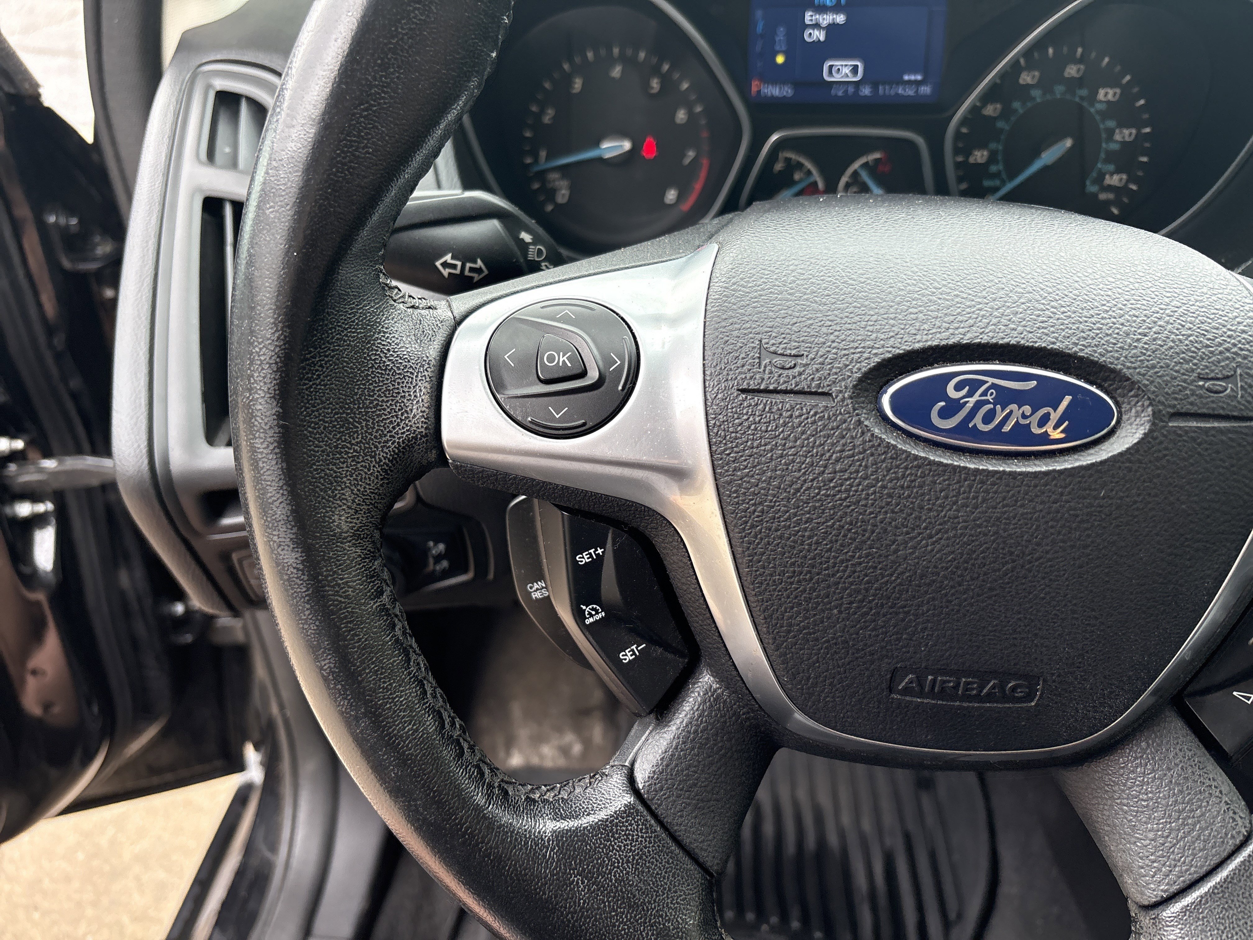 Used 2013 Ford Focus SE FWD image 19