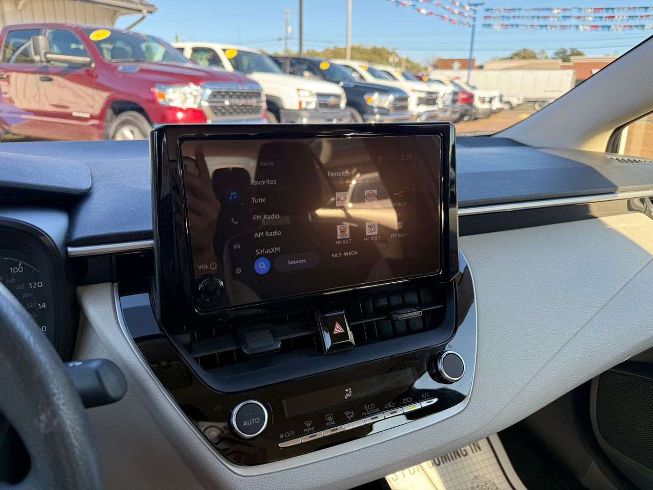 Used 2024 Toyota Corolla LE image 10