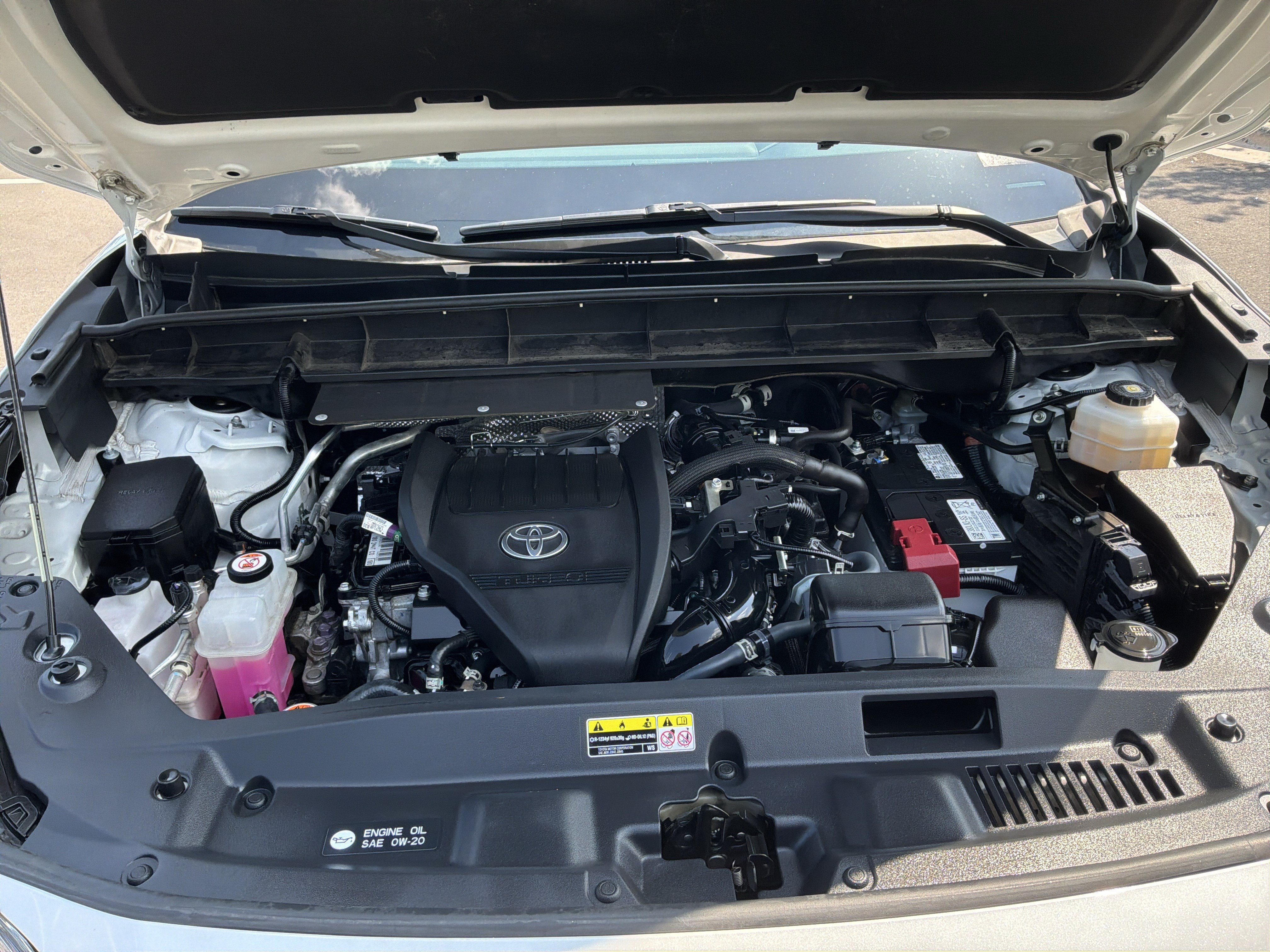 Used 2023 Toyota Highlander XSE FWD image 35
