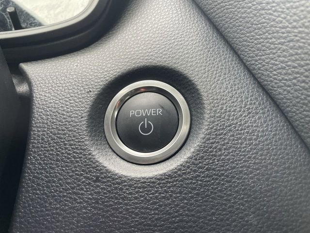 Used 2025 Toyota Corolla SE w/ SE Premium Package FWD image 16