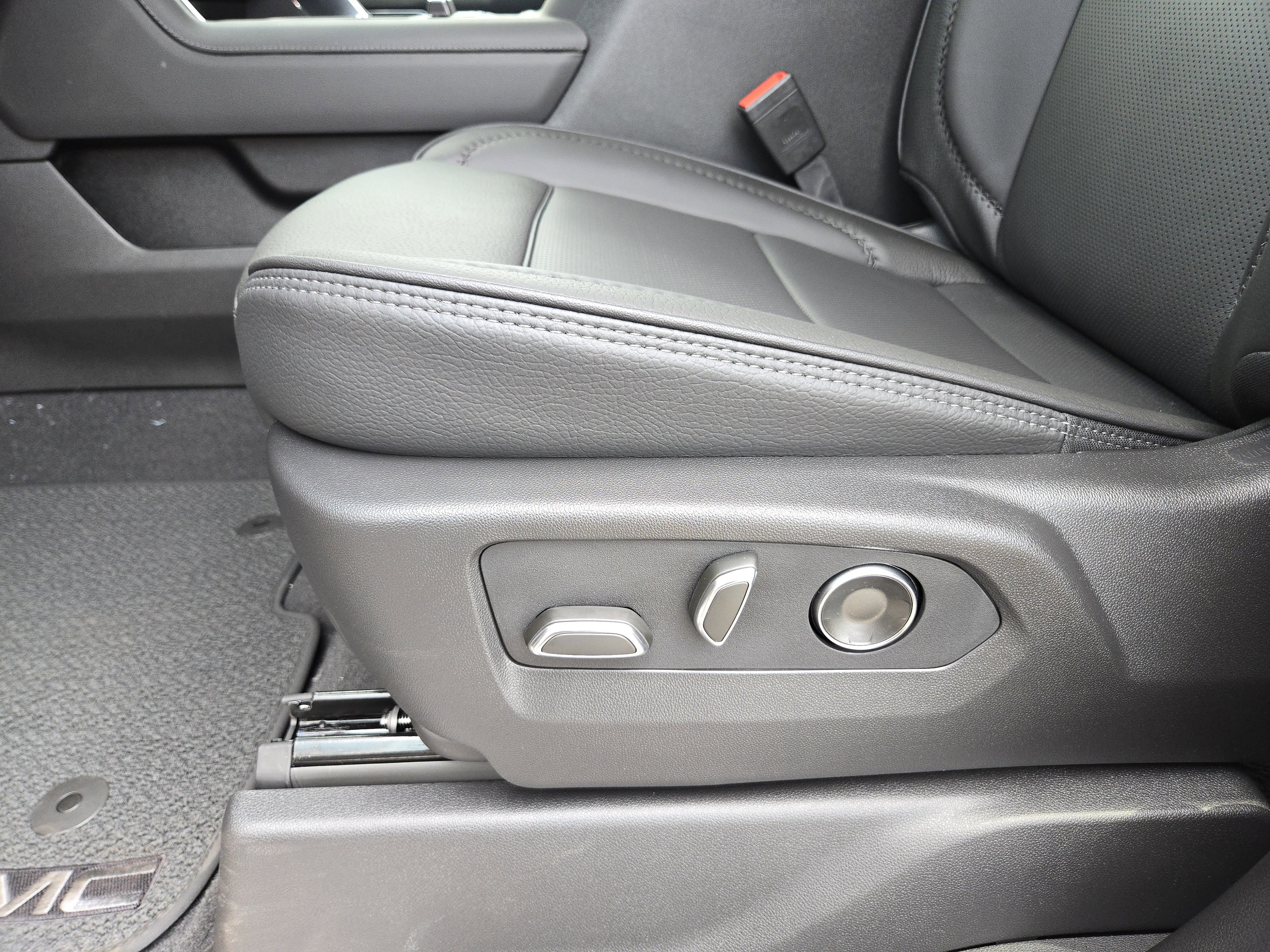 New 2026 GMC Sierra 2500 Denali w/ Denali Reserve Package image 20