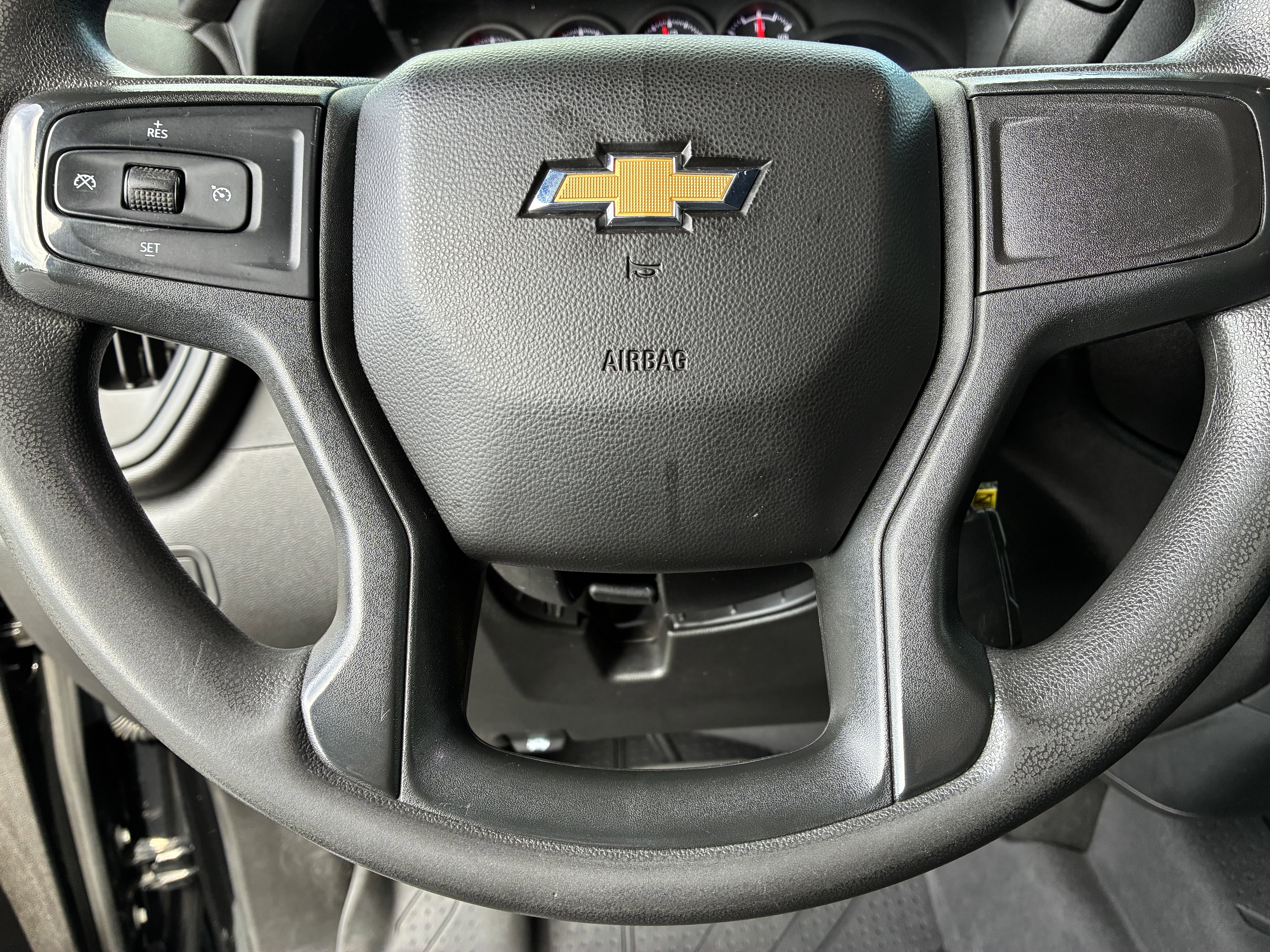 Used 2022 Chevrolet Silverado 2500 Custom w/ Custom Value Package AWD/4WD image 8
