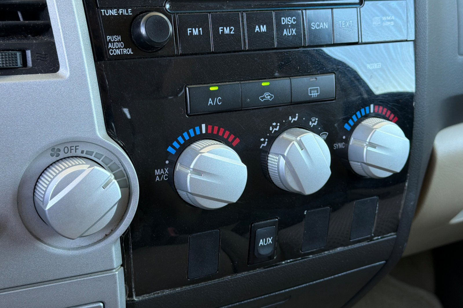 Used 2007 Toyota Tundra SR5 w/ Preferred Accessory Pkg RWD image 20
