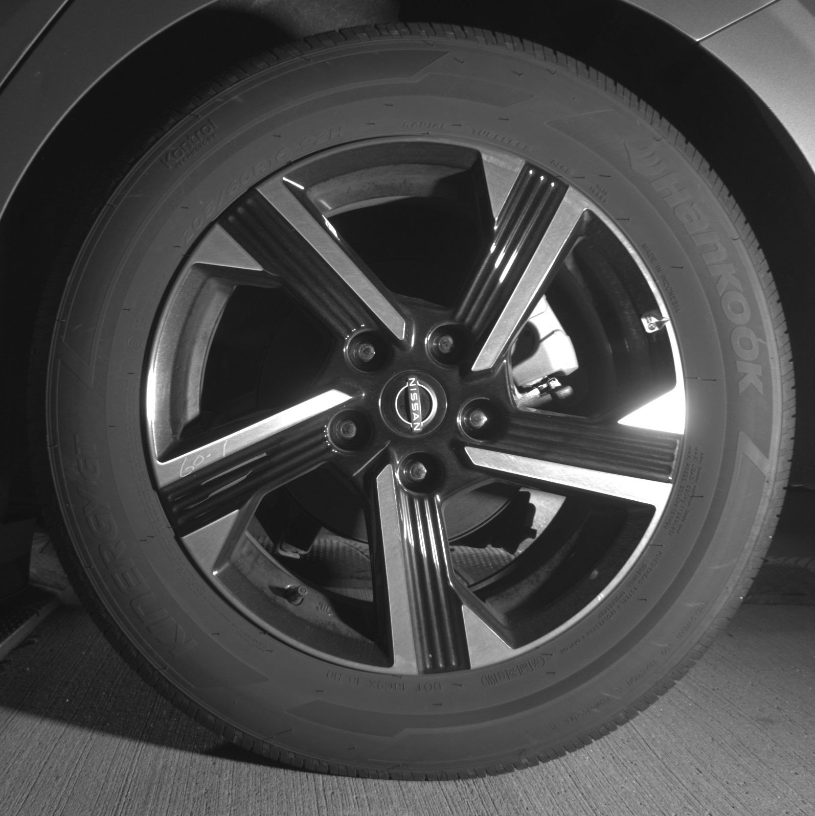 Used 2025 Nissan Sentra SV image 14