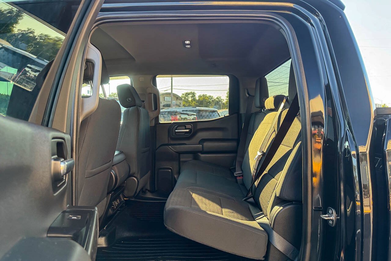 Used 2020 Chevrolet Silverado 1500 LT w/ Convenience Package AWD/4WD image 16
