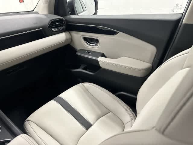 Certified 2026 Honda Pilot EX-L image 13