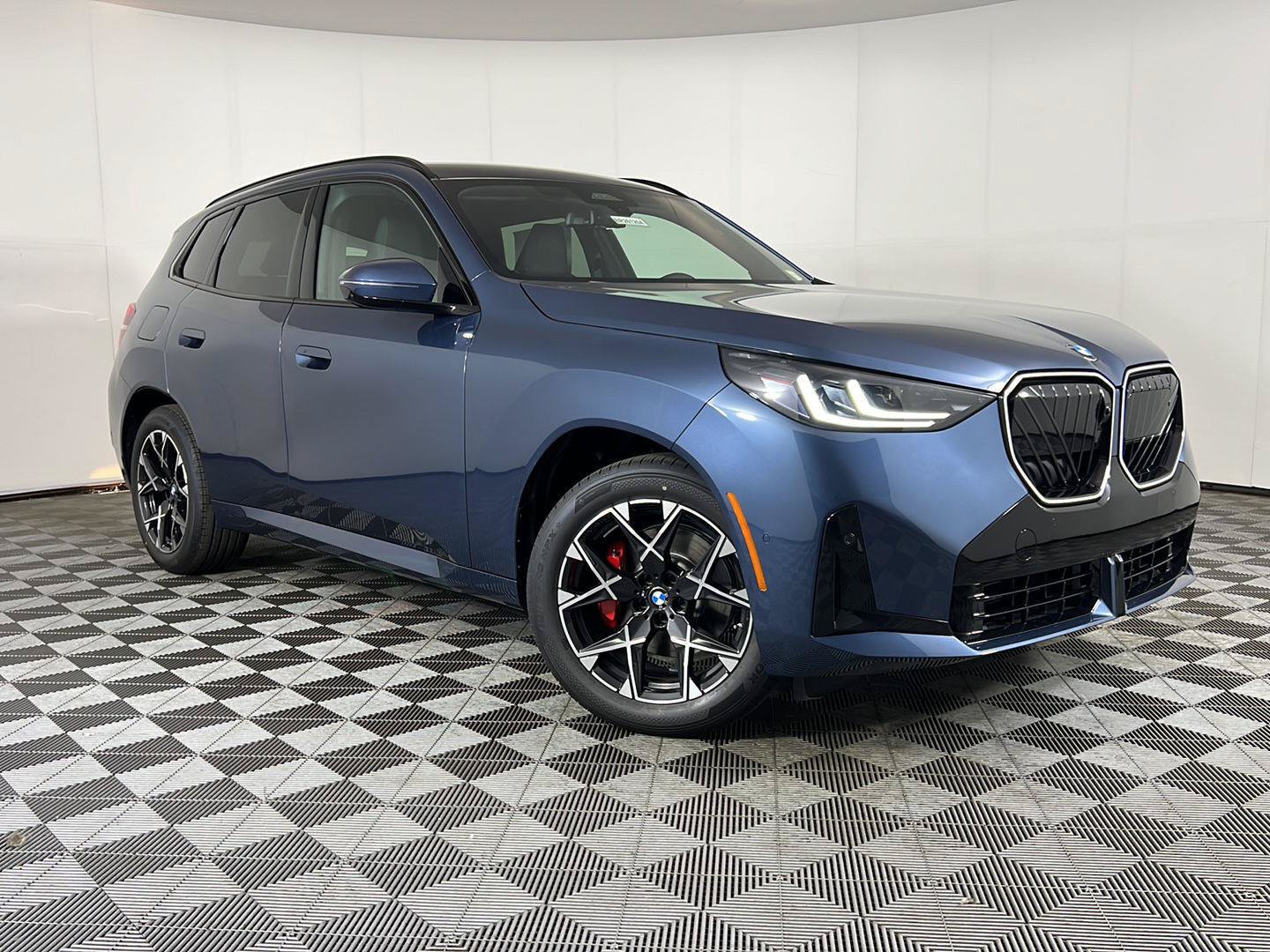 New 2026 BMW X3 xDrive30i w/ Premium Package AWD/4WD image 14