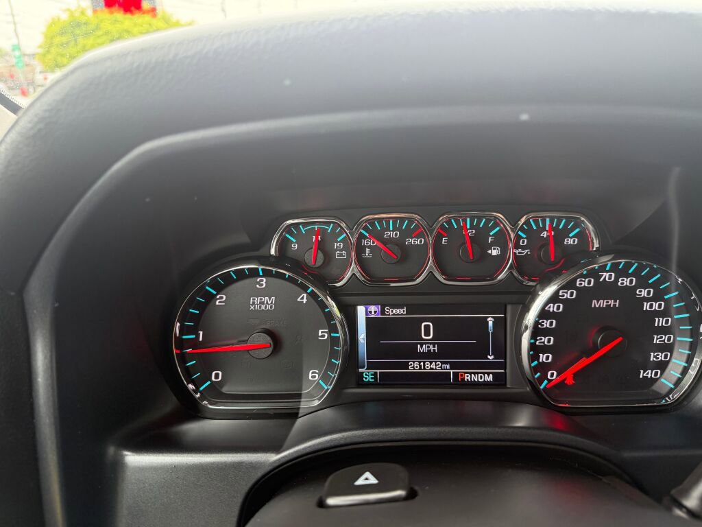 Used 2016 Chevrolet Silverado 1500 LT AWD/4WD image 13
