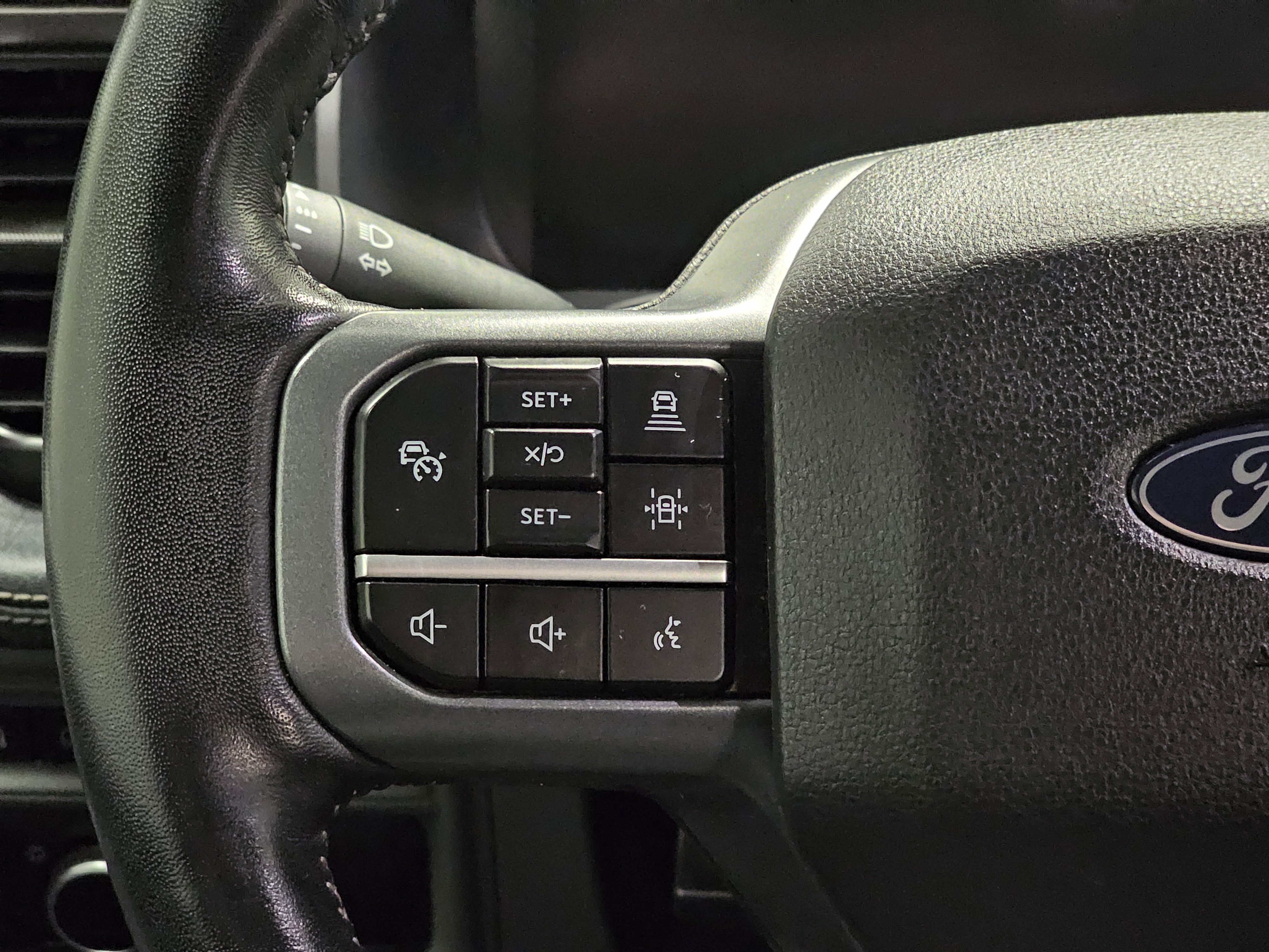 Used 2024 Ford F150 Lightning Flash image 24