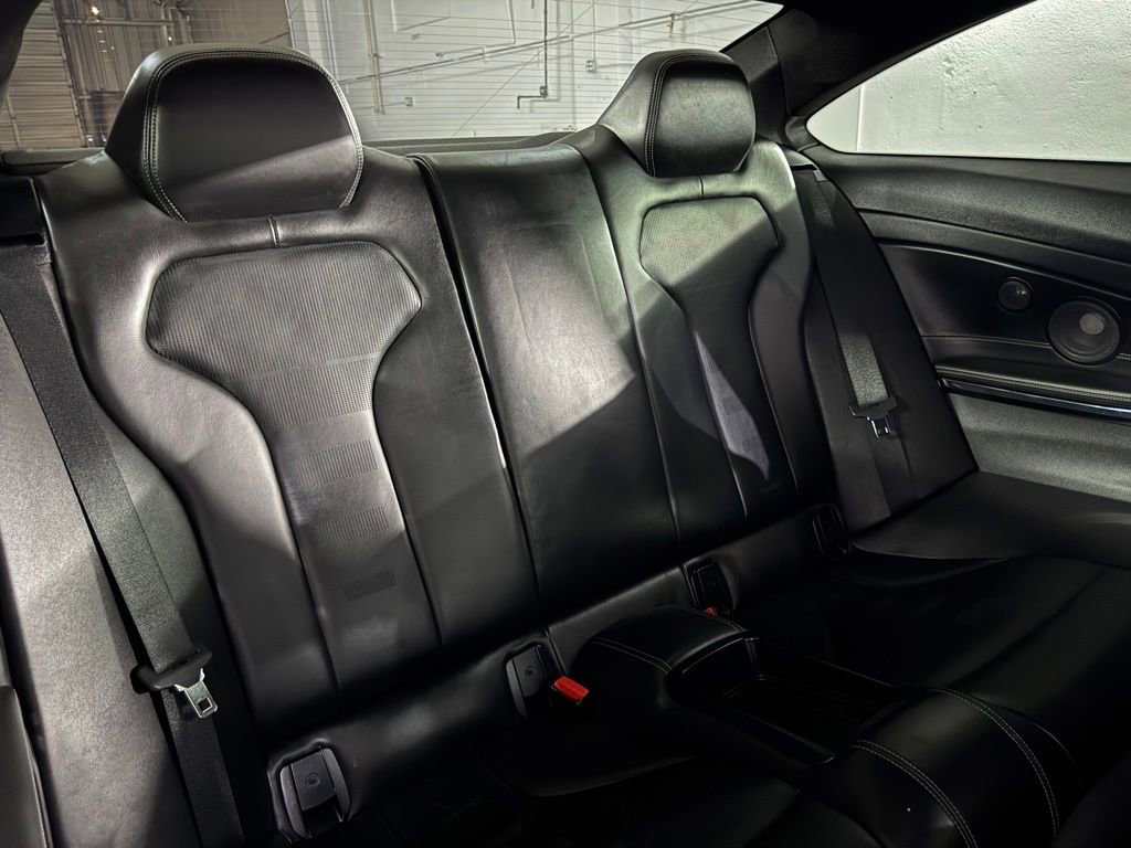 Used 2016 BMW M4 Coupe RWD image 49