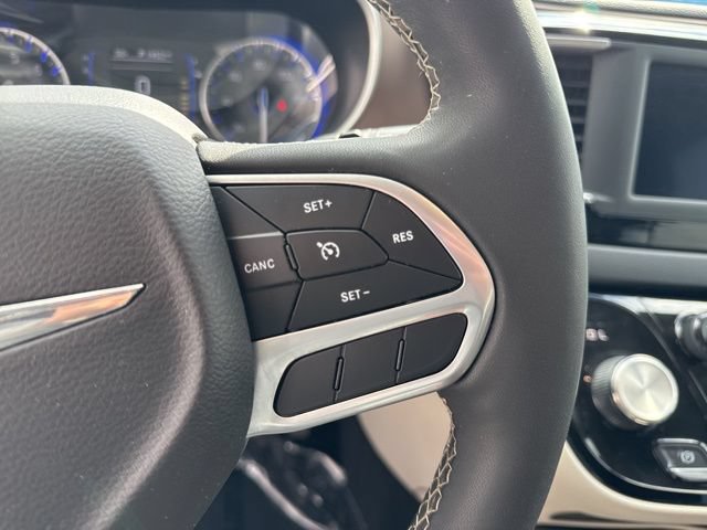 Used 2023 Chrysler Voyager LX FWD image 20
