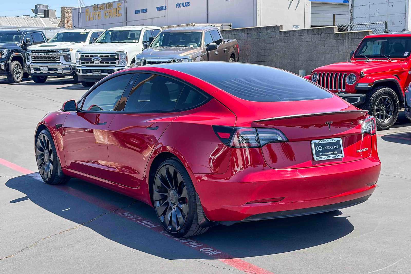 Used 2022 Tesla Model 3 Performance image 2