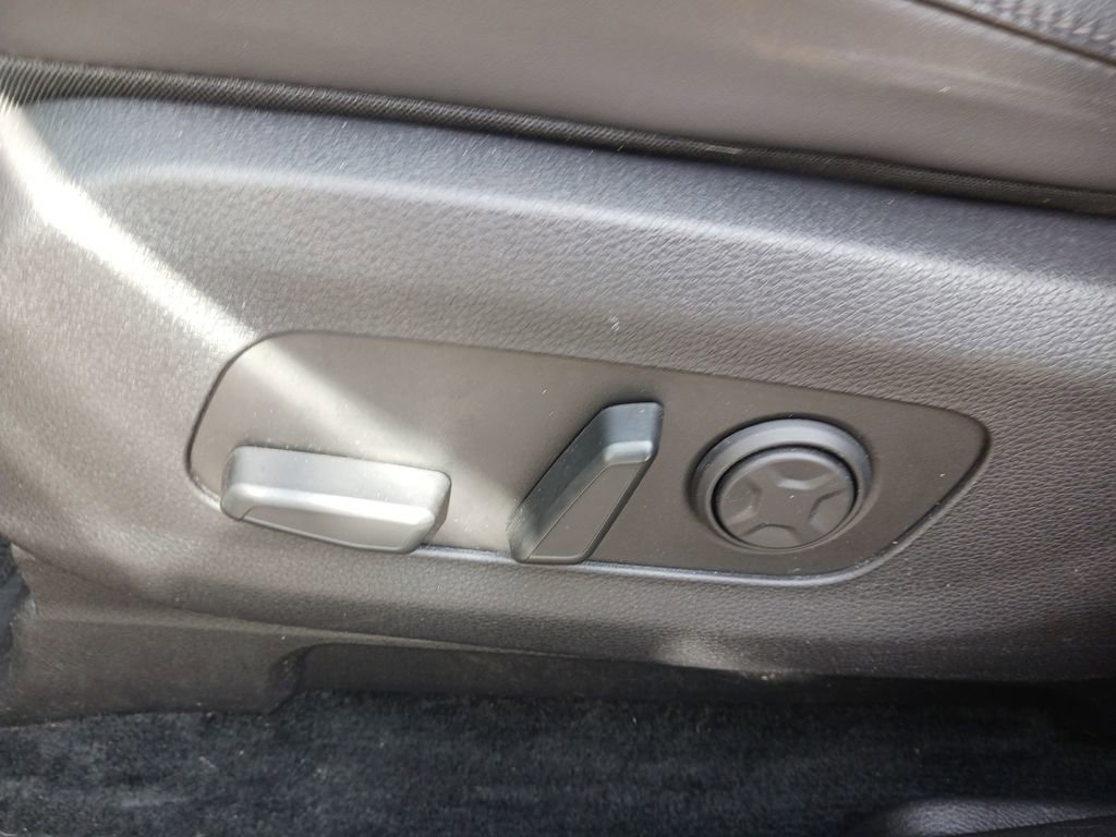 Used 2024 Kia Carnival SX image 31