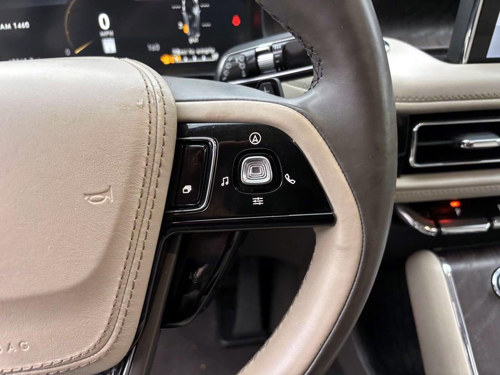 Used 2020 Lincoln Aviator Reserve w/ Equipment Group 201A image 19