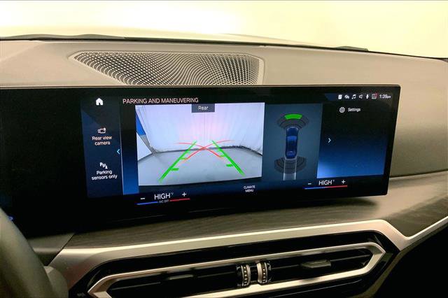 Certified 2023 BMW 330i xDrive Sedan w/ Driving Assistance Package image 17