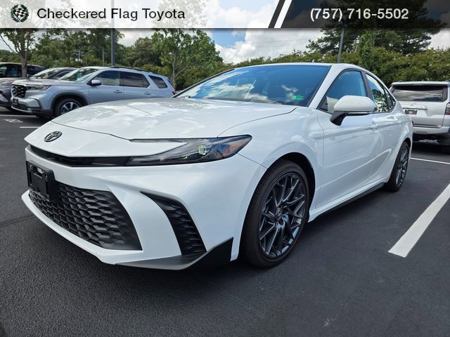 Used 2025 Toyota Camry SE