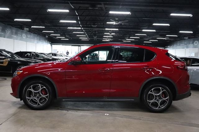Used 2022 Alfa Romeo Stelvio Ti w/ Active Assist Plus Package image 2