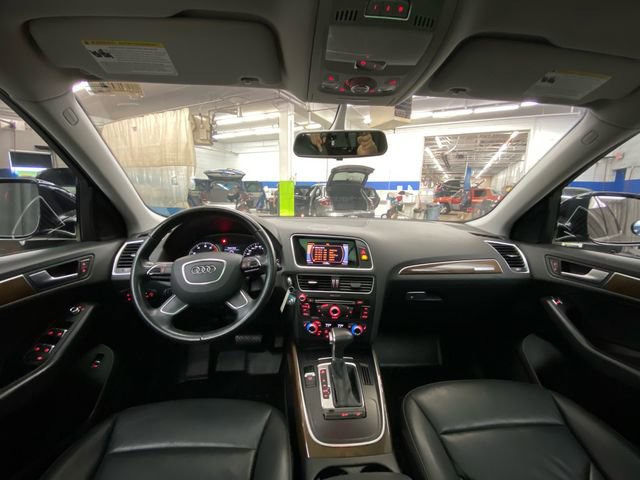 Used 2017 Audi Q5 2.0T Premium AWD/4WD image 28