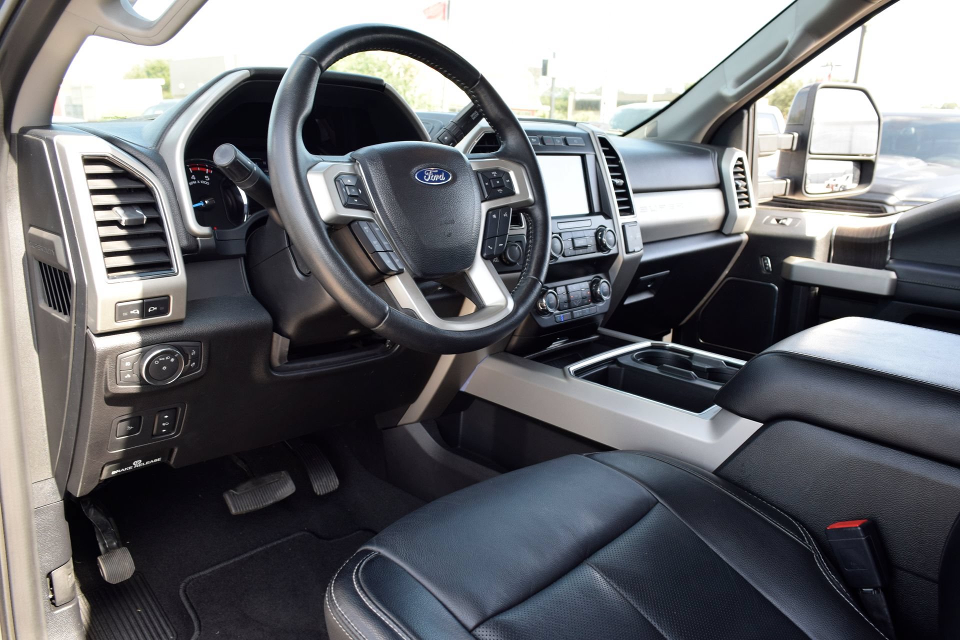 Used 2021 Ford F250 Lariat w/ Lariat Ultimate Package AWD/4WD image 15