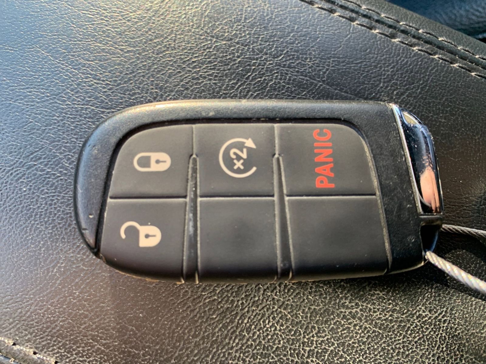 Used 2025 Jeep Compass Limited image 25