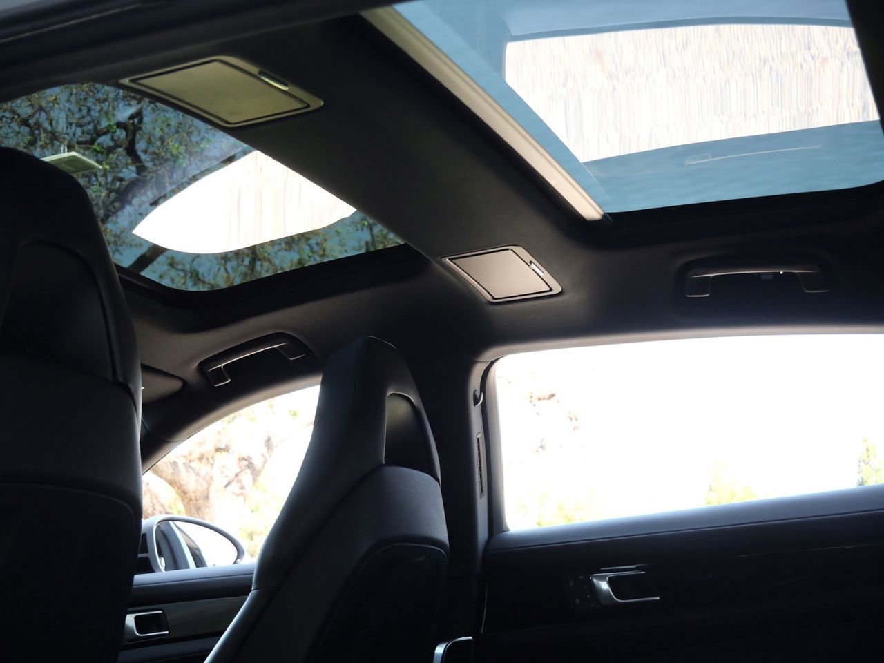 Used 2022 Porsche Panamera 4 Executive w/ Sport Chrono Package image 22