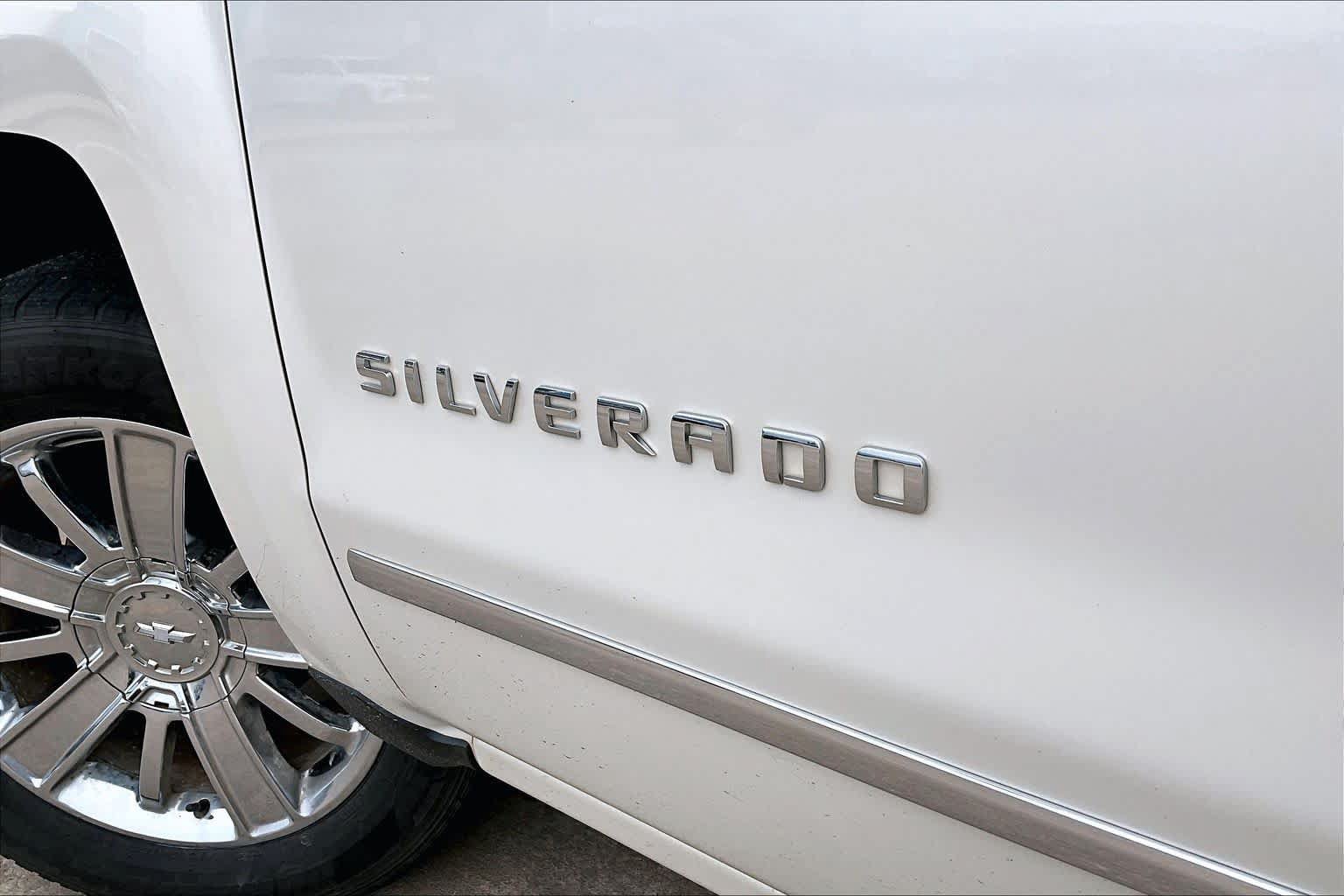 Used 2015 Chevrolet Silverado 1500 LT w/ All Star Edition AWD/4WD image 30