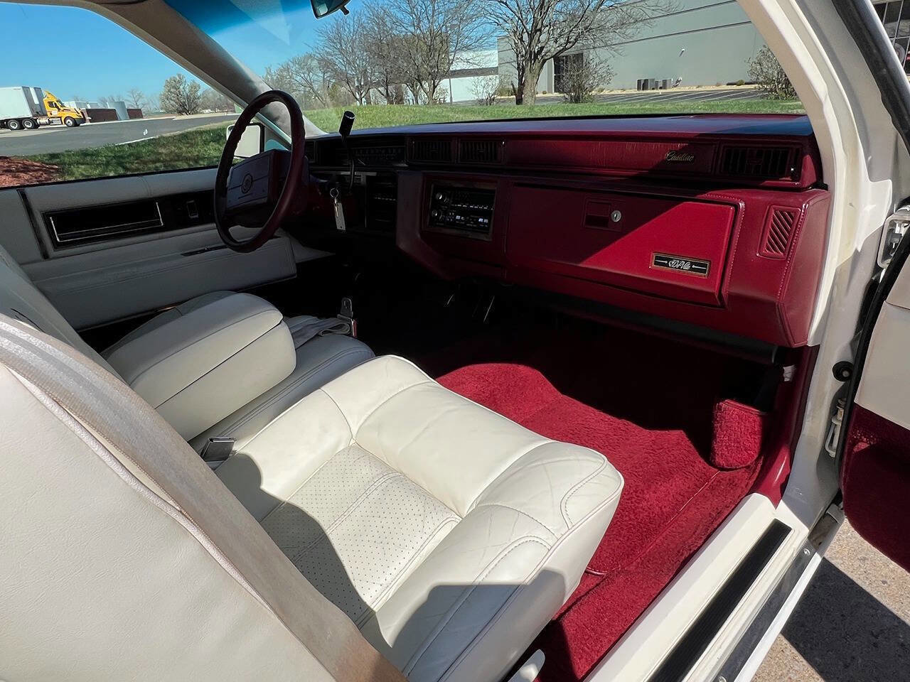 Used 1991 Cadillac De Ville Coupe FWD image 14