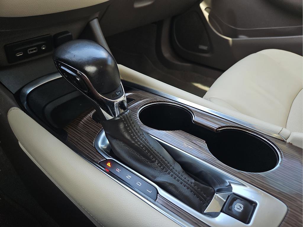 Used 2023 Chevrolet Malibu LT FWD image 20