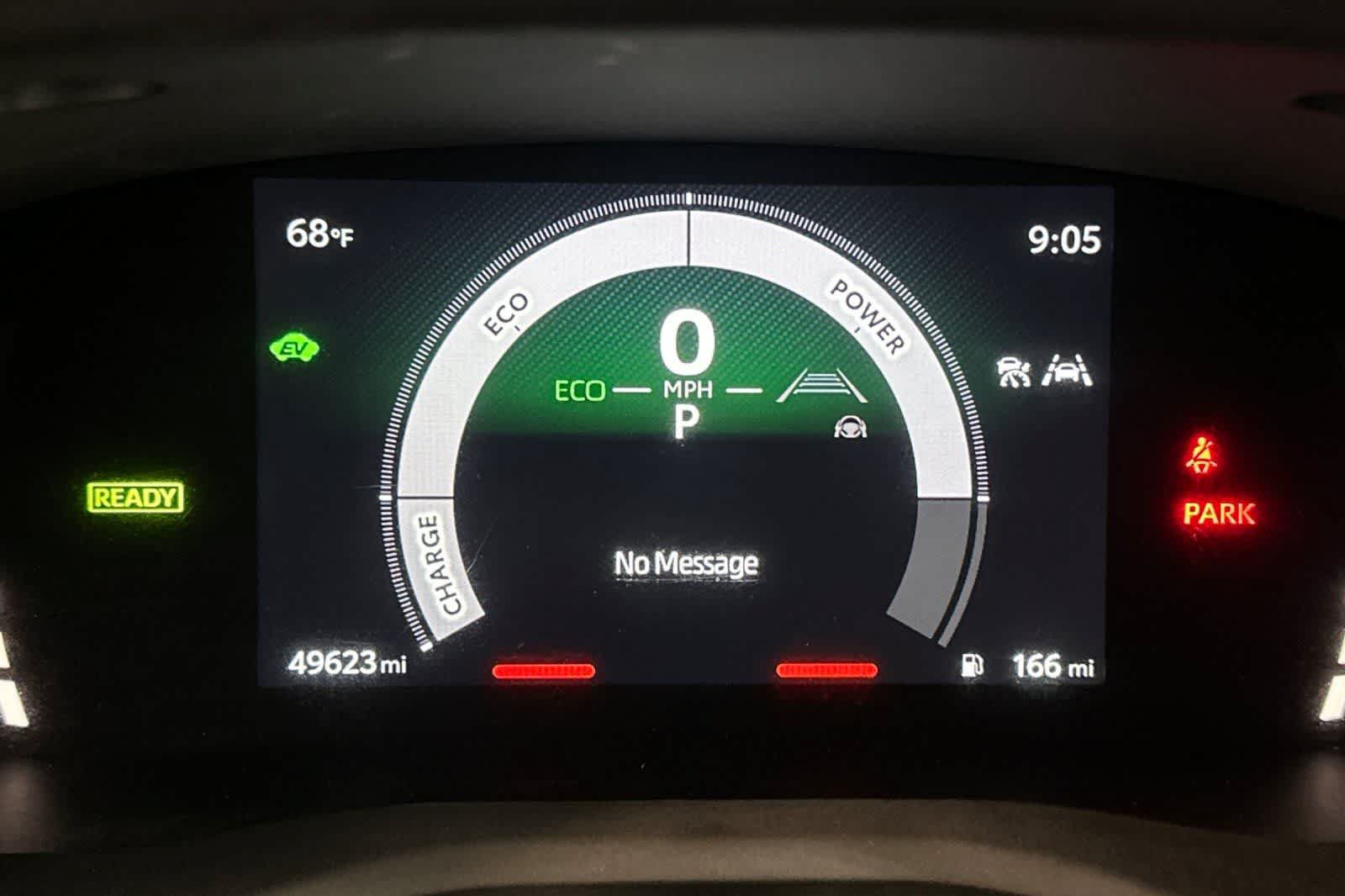 Used 2025 Toyota Camry LE FWD image 31