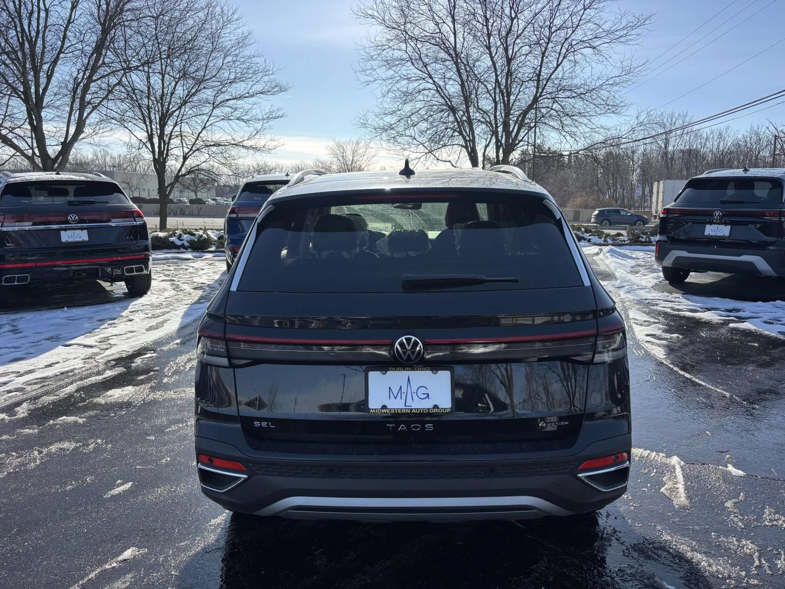 New 2026 Volkswagen Taos SEL AWD/4WD image 6