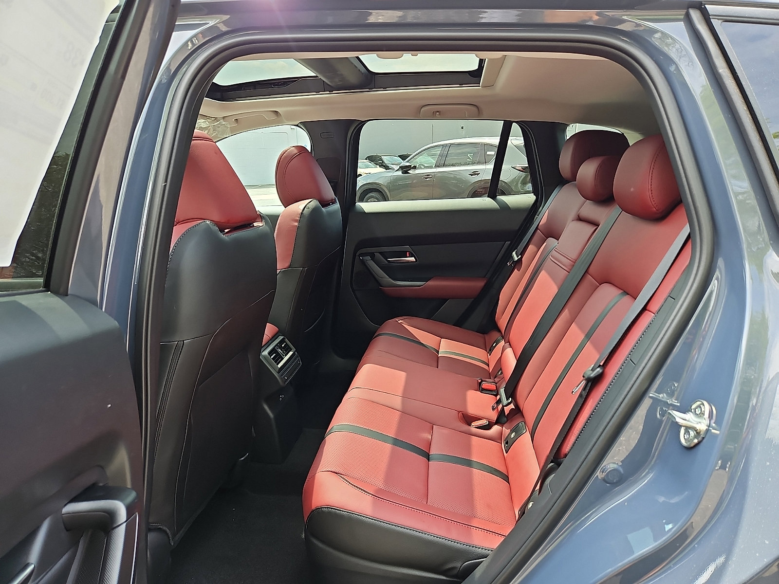 New 2026 MAZDA CX-50 2.5 Hybrid w/ Premium Plus Pkg AWD/4WD image 8