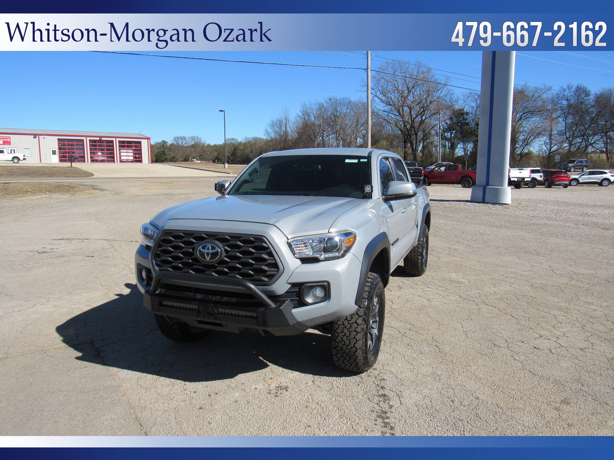 Used 2020 Toyota Tacoma TRD Off-Road image 2