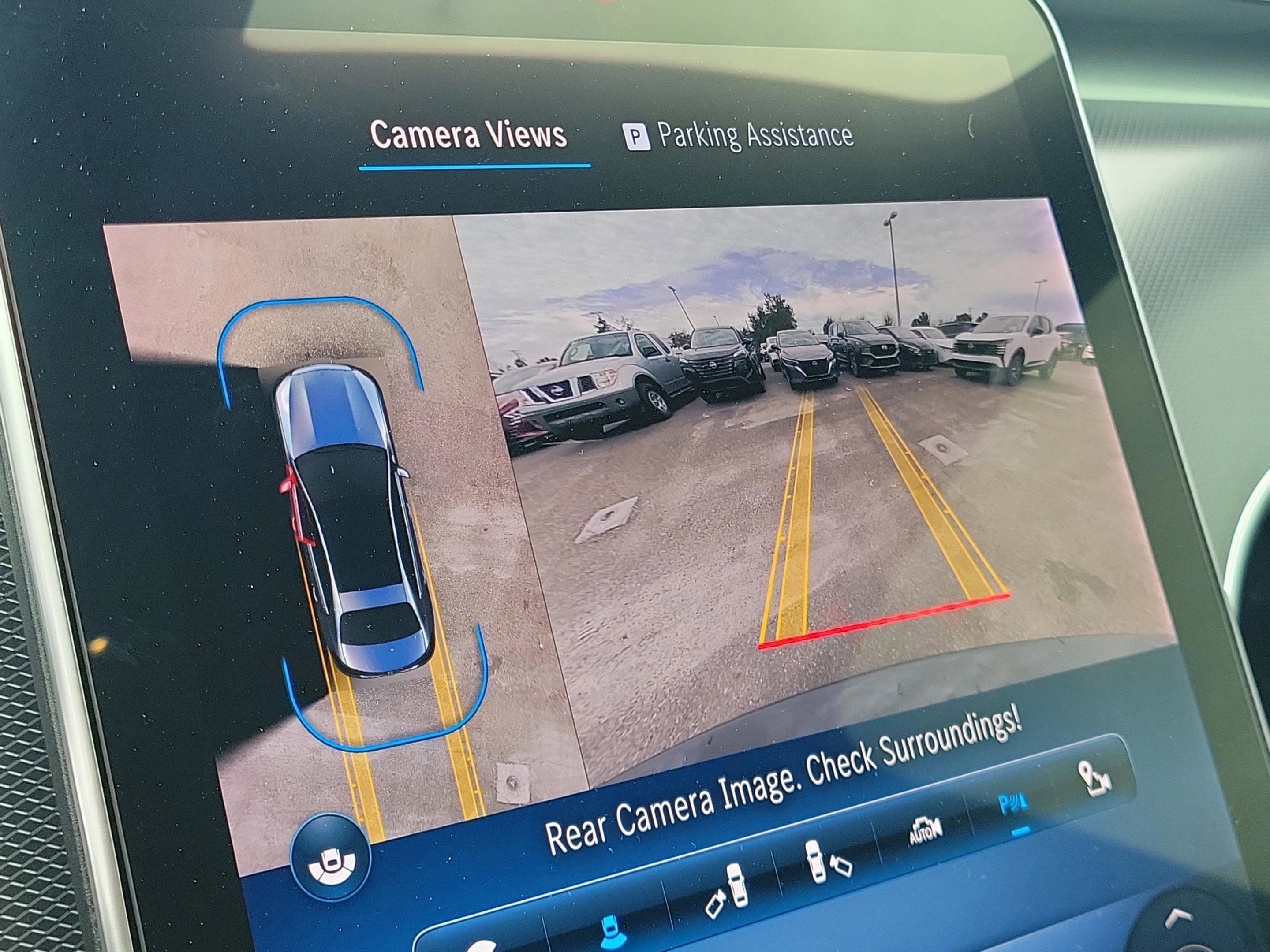 Used 2024 Mercedes-Benz C 300 Sedan image 23