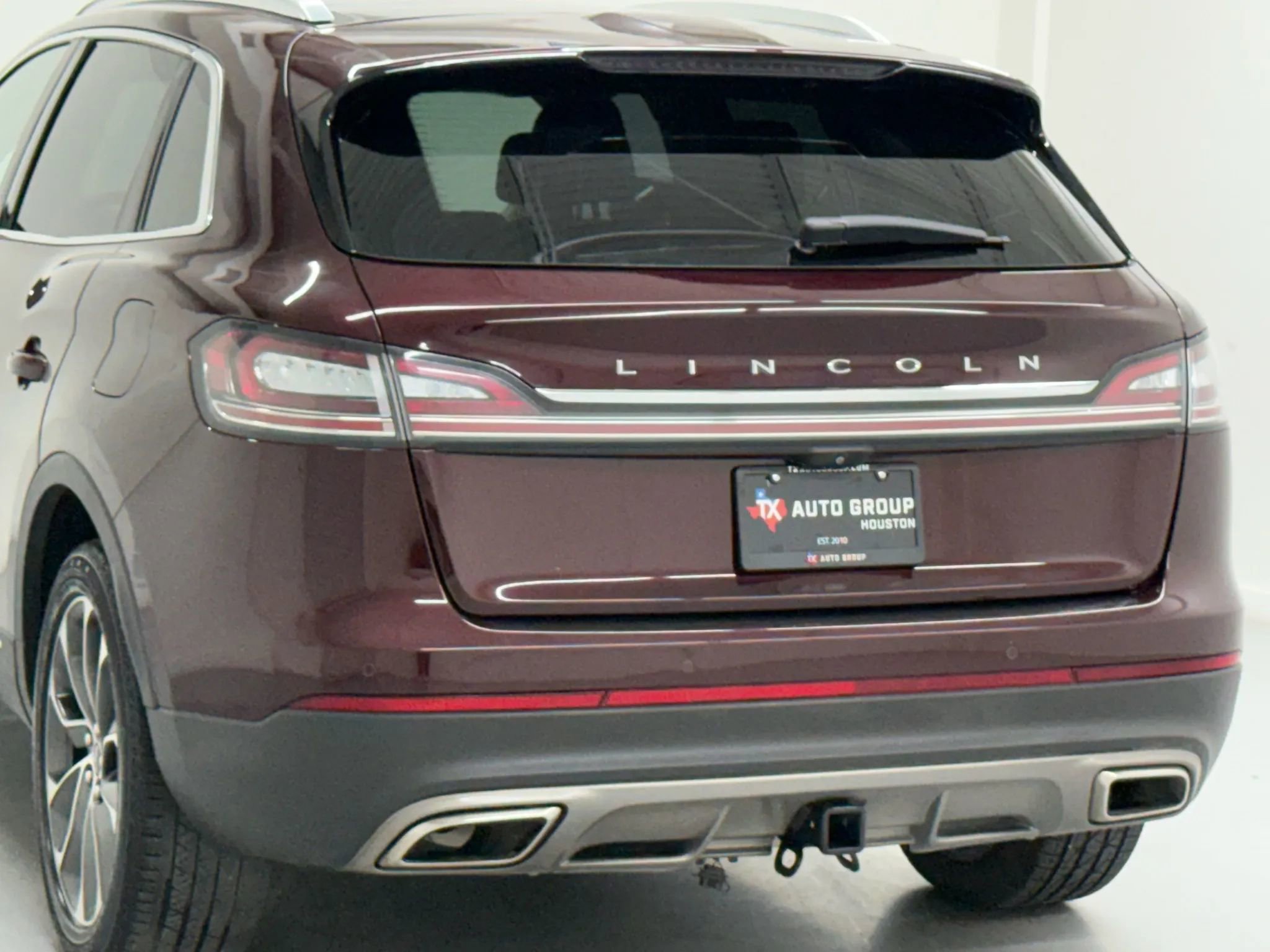 Used 2021 Lincoln Nautilus Reserve w/ Class II Trailer Tow Package image 12