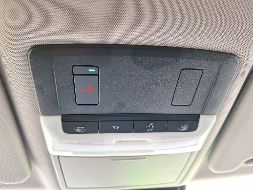 Used 2024 Mitsubishi Outlander SE Black Edition image 18