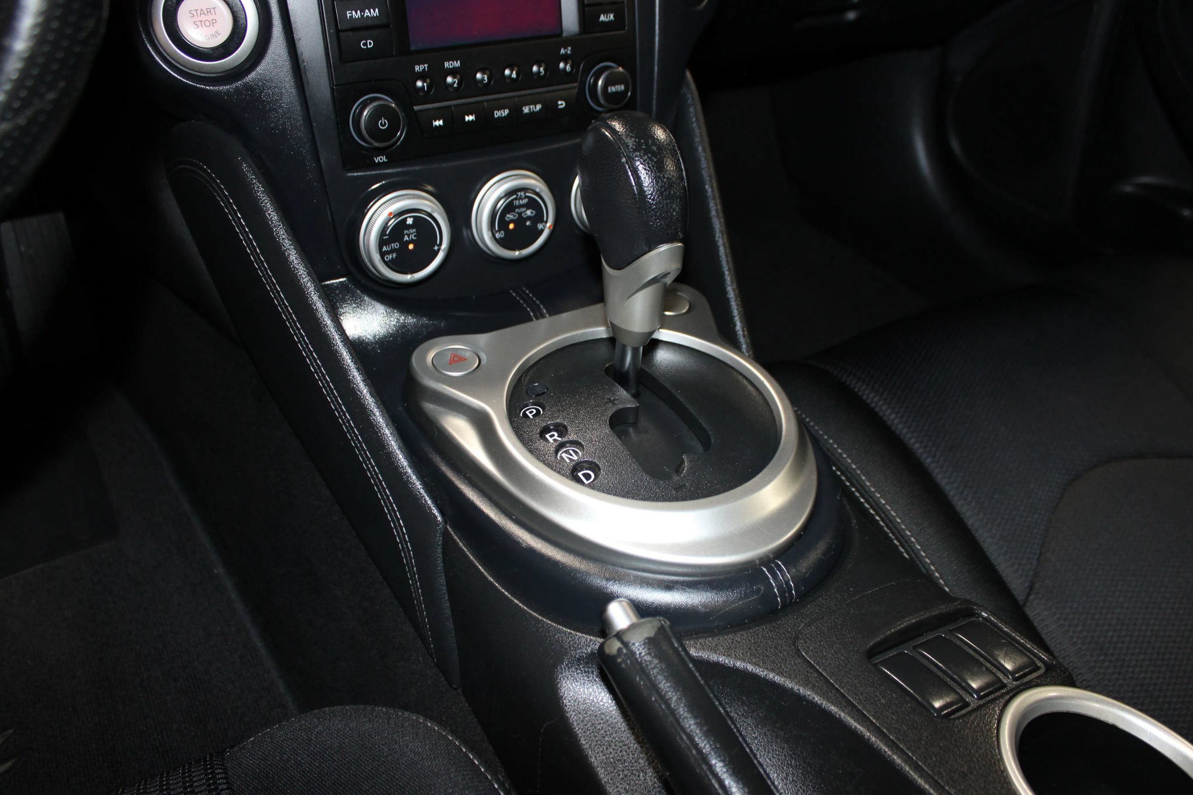 Used 2015 Nissan 370Z Coupe w/ Aerodynamics Package RWD image 16