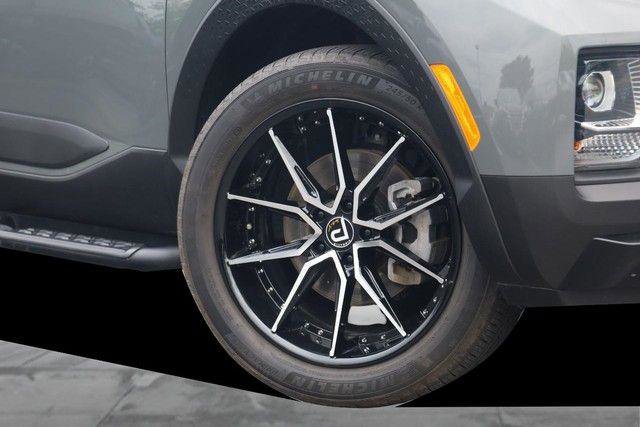 Used 2023 Hyundai Santa Cruz Night AWD/4WD image 3