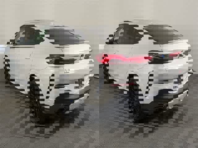 Used 2023 BMW X6 M50i w/ Executive Package image 11